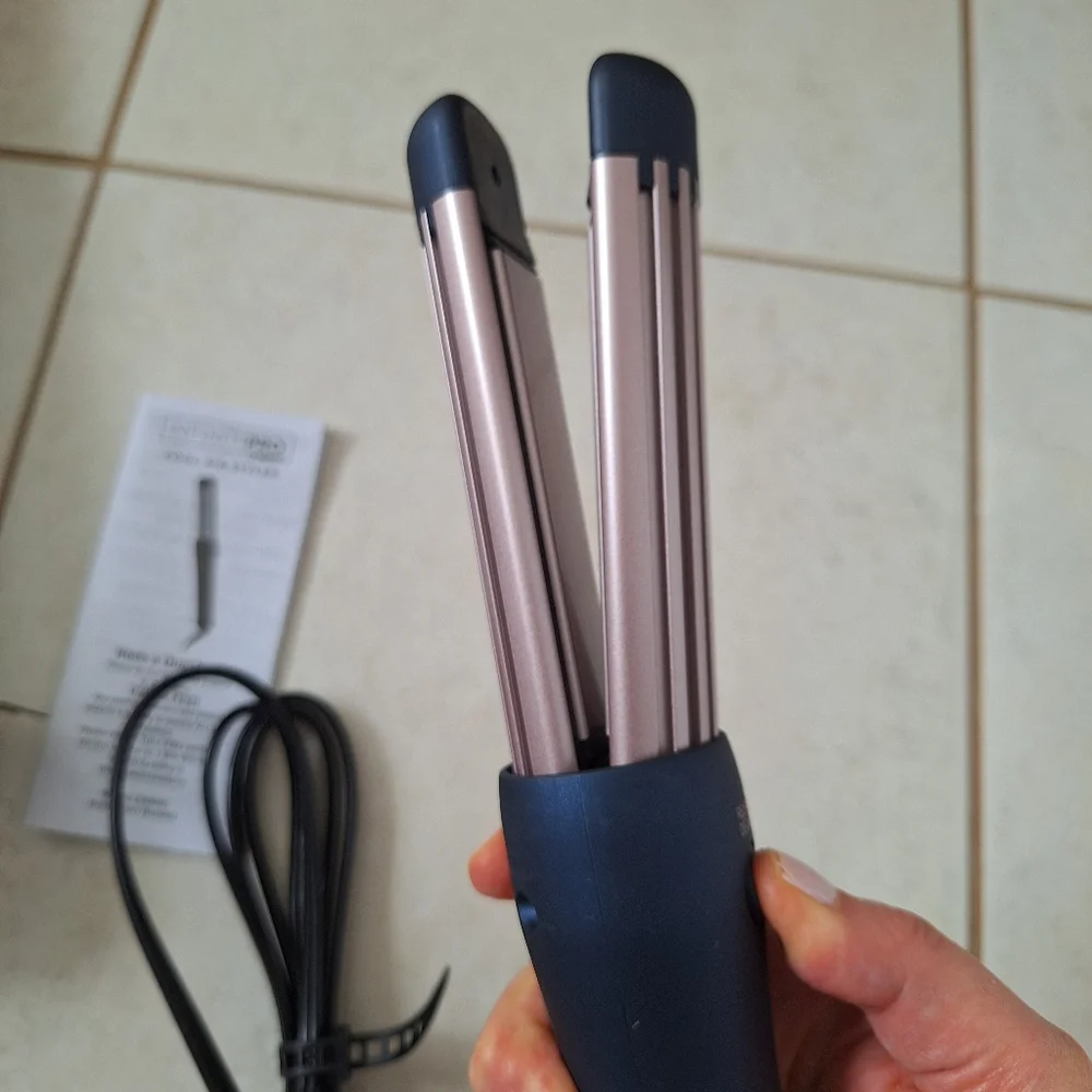NIB Conair 2 In 1 Cool Air styler for Cascading Waves - Picture 11 of 12